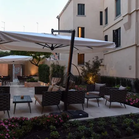 Santa Croce Boutique Ξενοδοχείο 4*