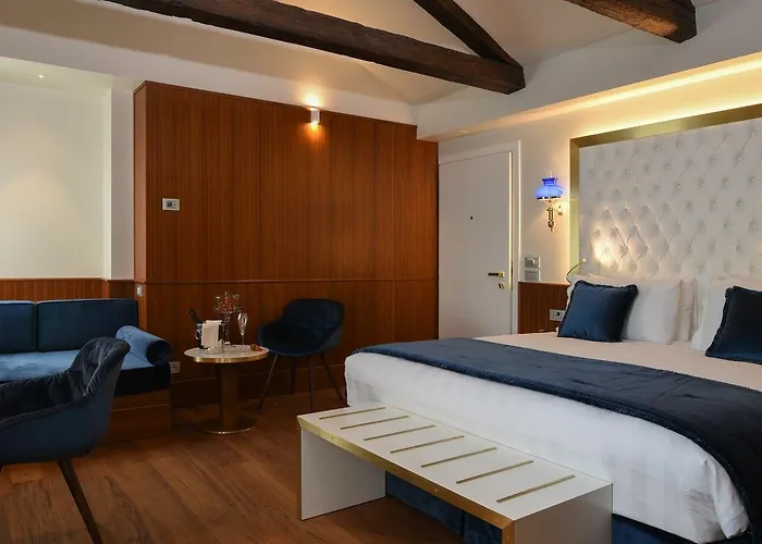 Santa Croce Boutique 4* ונציה