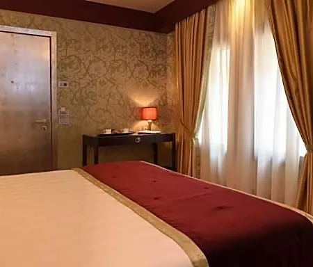 Santa Croce Boutique 4* Venice