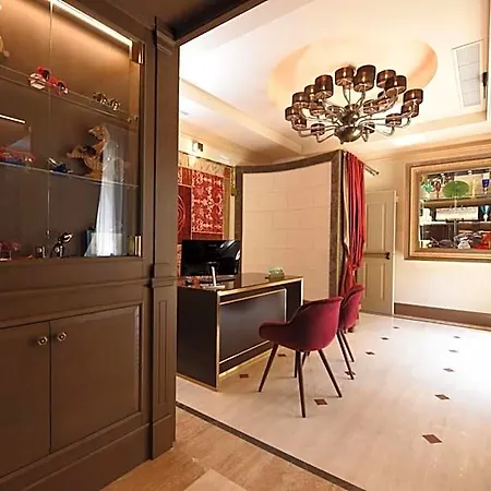 Santa Croce Boutique Hotell 4*