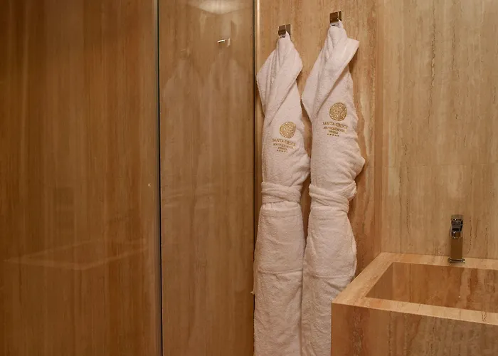 Santa Croce Boutique