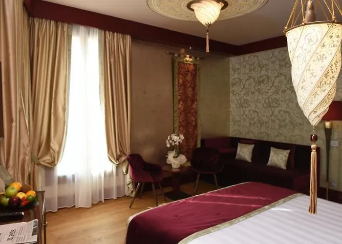 Santa Croce Boutique 4* Venedik